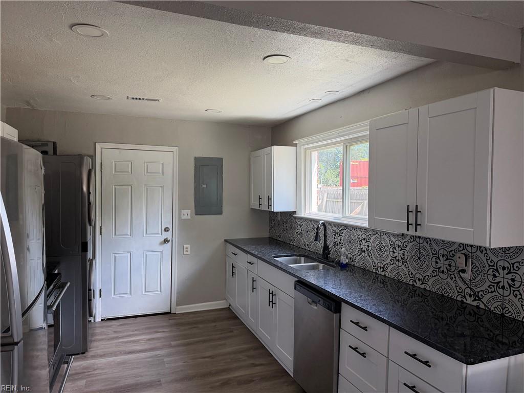 348 Virginian Dr Property Photo 11