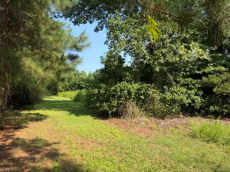 110 Hall Rd Property Photo 2