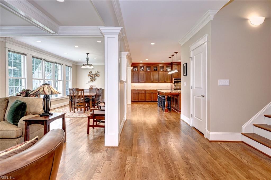 145 Hollinwell Property Photo 11