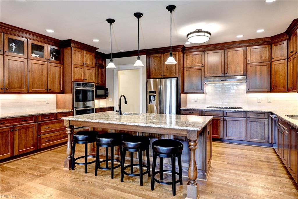 145 Hollinwell Property Photo 15