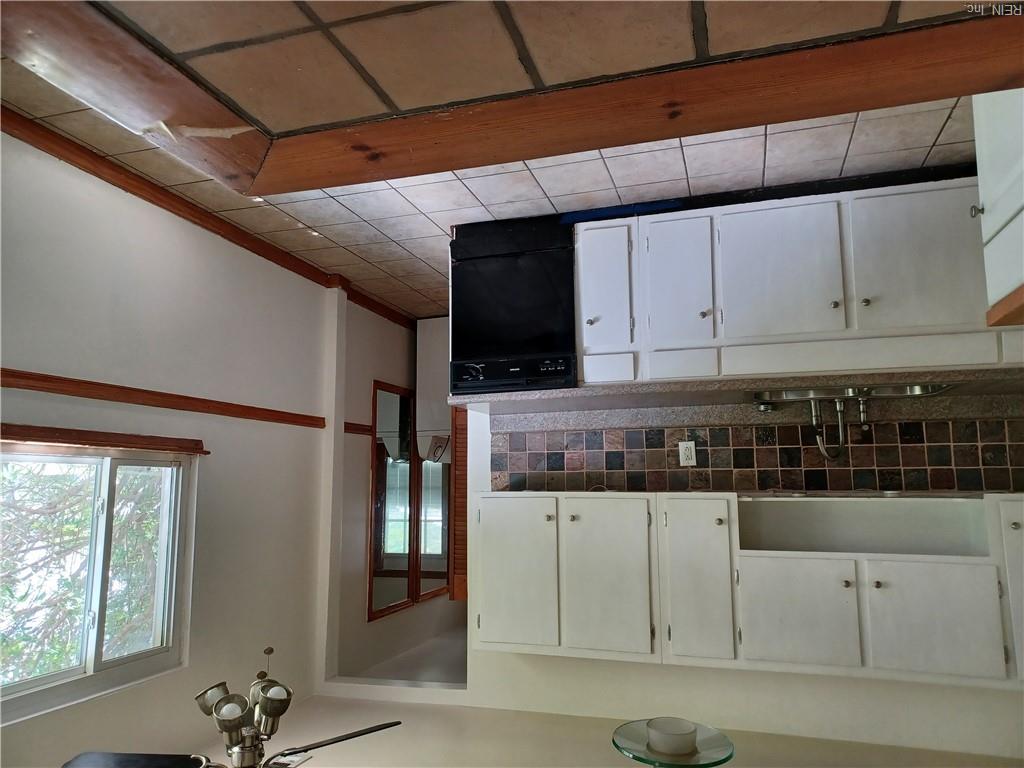 1403 Salton Dr Property Photo 4