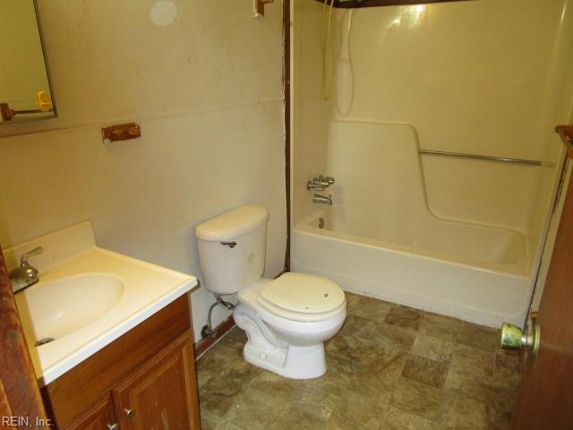 262 Lee St Property Photo 11
