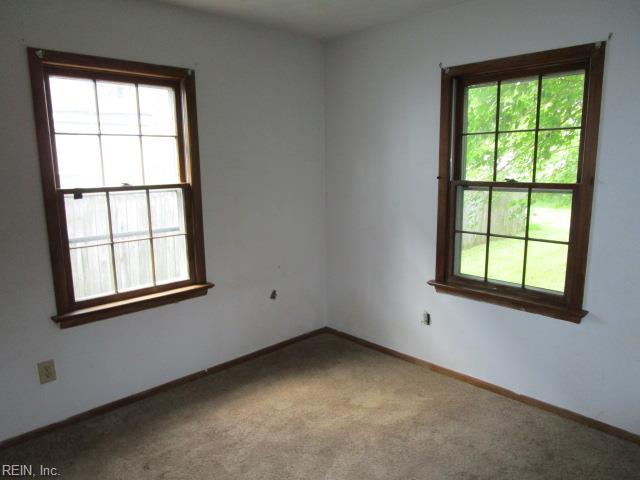 262 Lee St Property Photo 12