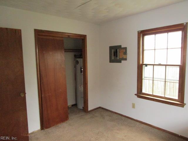 262 Lee St Property Photo 13