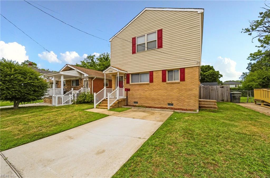 1341 23rd St Property Photo 1