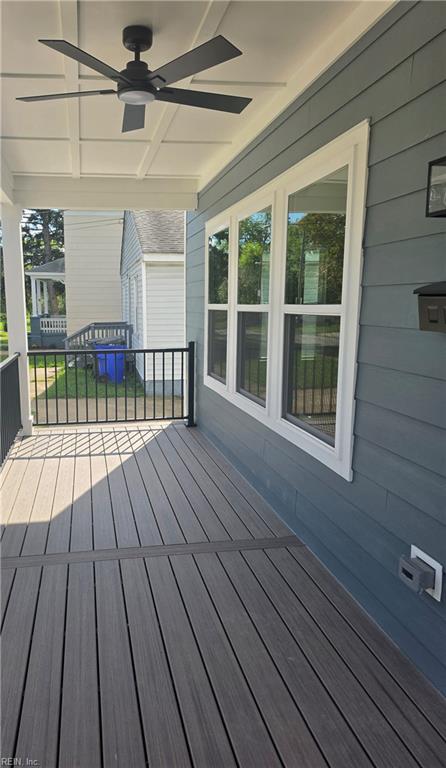 2421 Hale St Property Photo 3