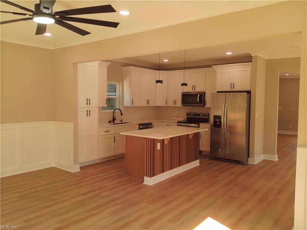 2421 Hale St Property Photo 14