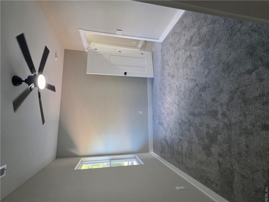 2421 Hale St Property Photo 20