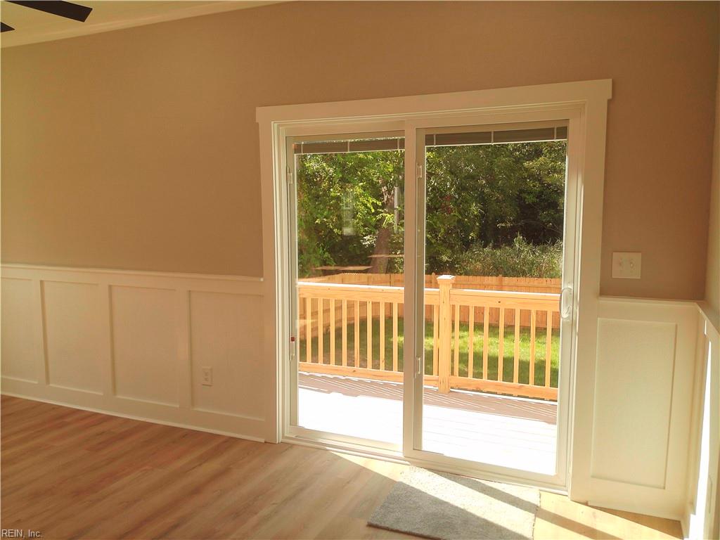 2421 Hale St Property Photo 23