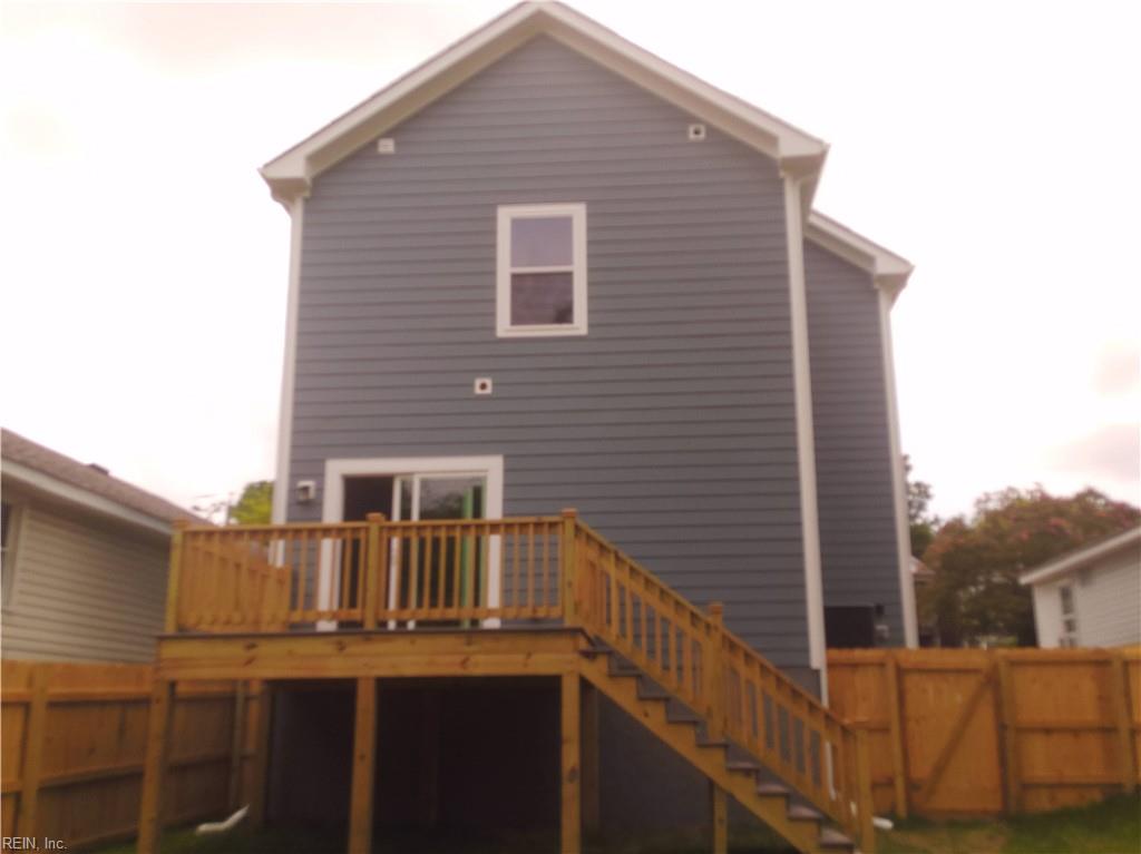 2421 Hale St Property Photo 28