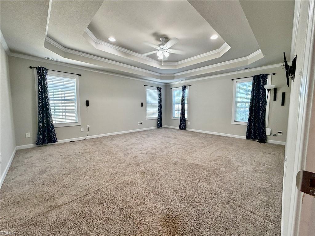 1302 Hawthorne Dr Property Photo 10