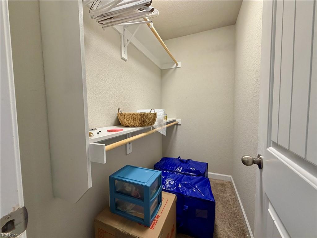 1302 Hawthorne Dr Property Photo 15