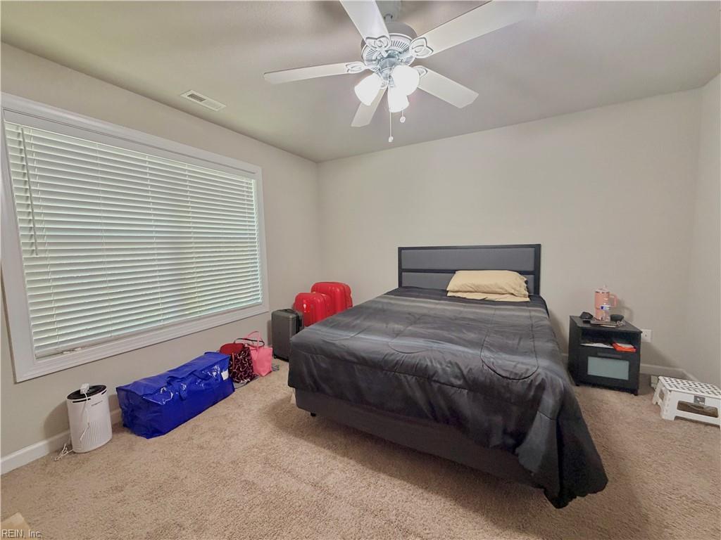 1302 Hawthorne Dr Property Photo 22