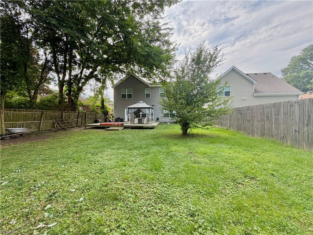 1302 Hawthorne Dr Property Photo 26