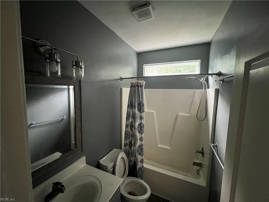 24408 John Henry St Property Photo 8