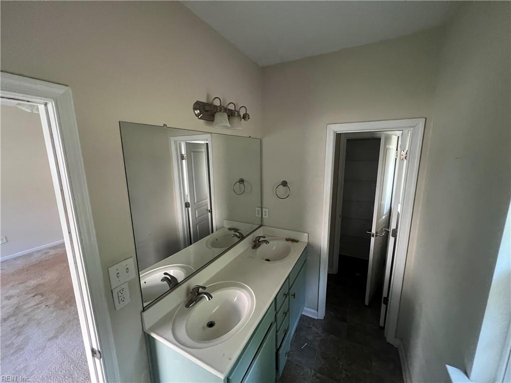 24408 John Henry St Property Photo 15