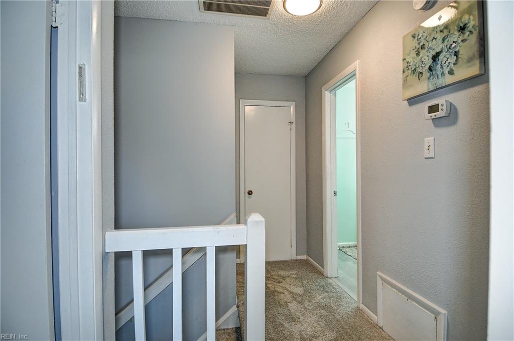 3217 Tiverton Dr Property Photo 20