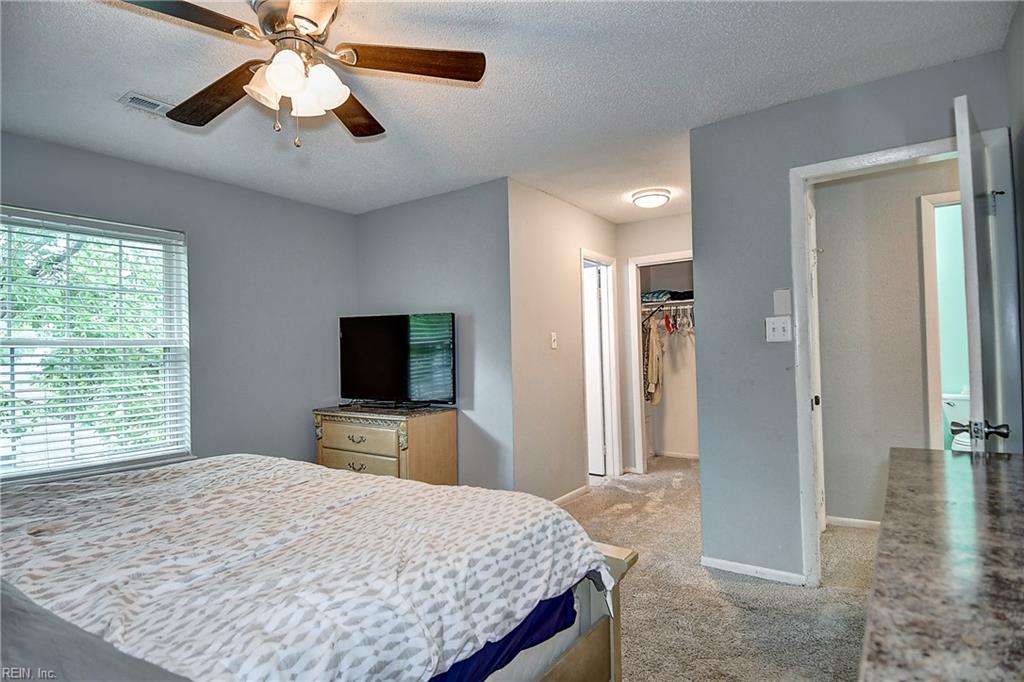 3217 Tiverton Dr Property Photo 24