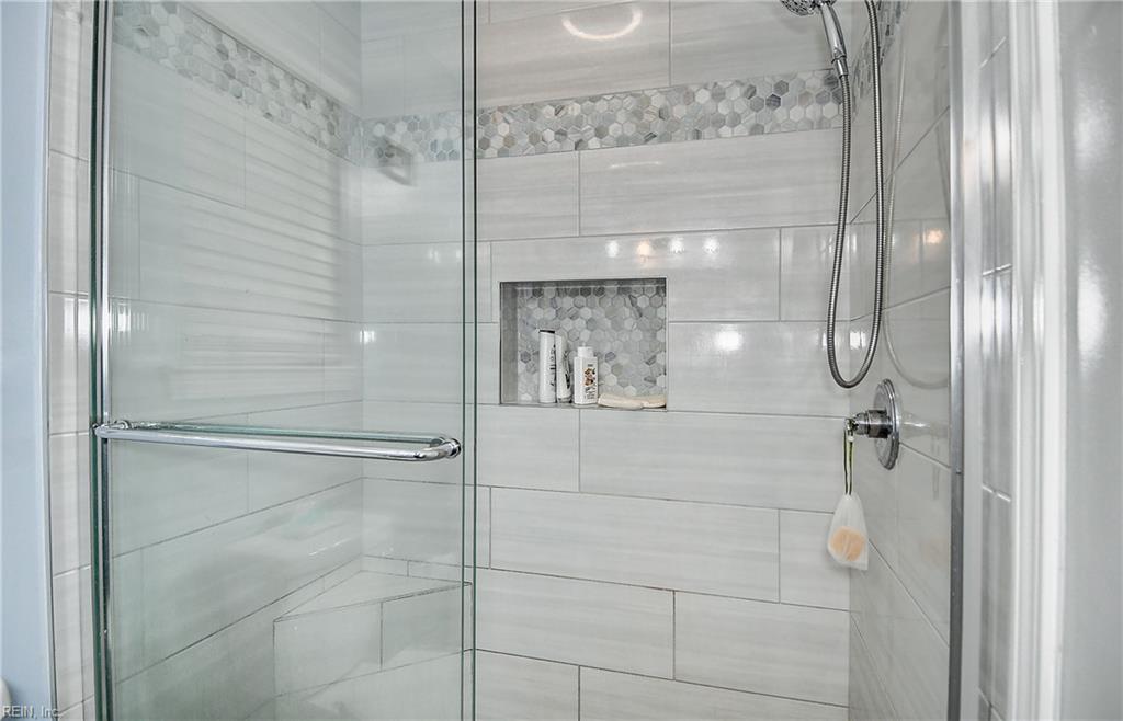 3217 Tiverton Dr Property Photo 26