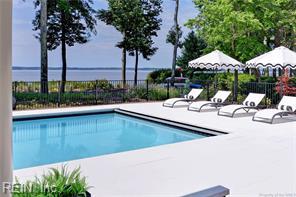 1796 Cypress Isle Property Photo 5