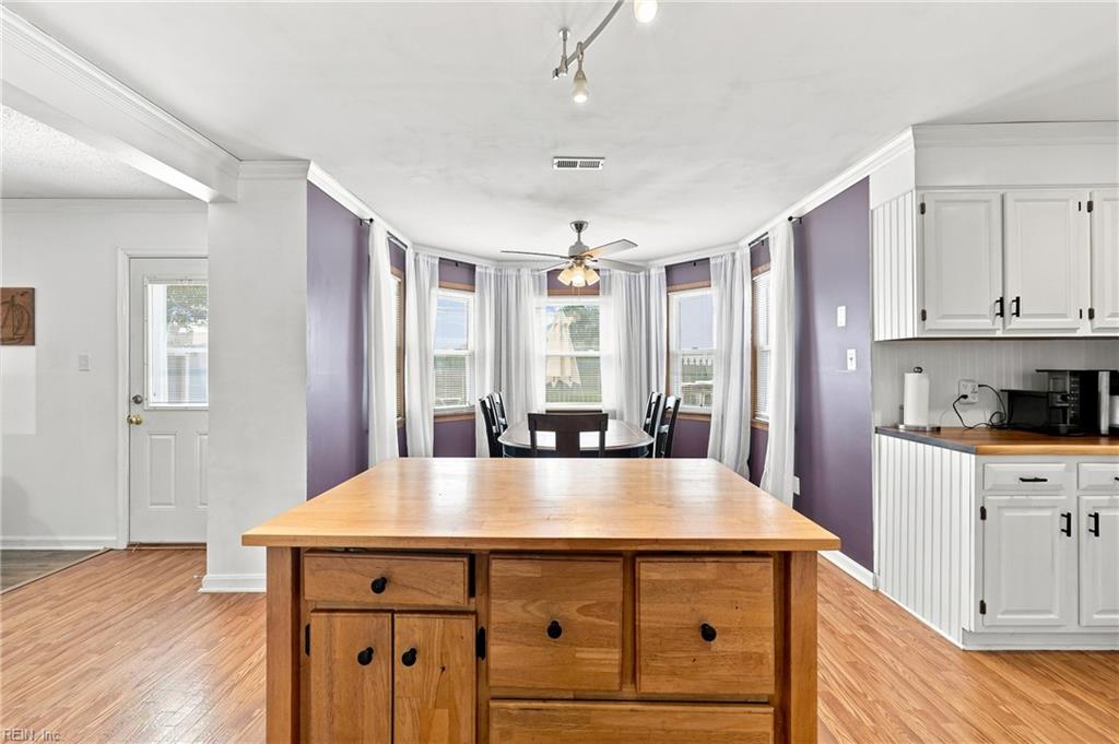 1008 Levy Loop Property Photo 16