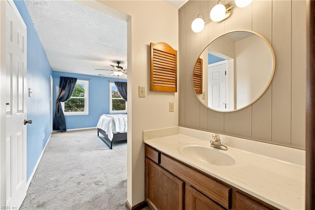 1008 Levy Loop Property Photo 27