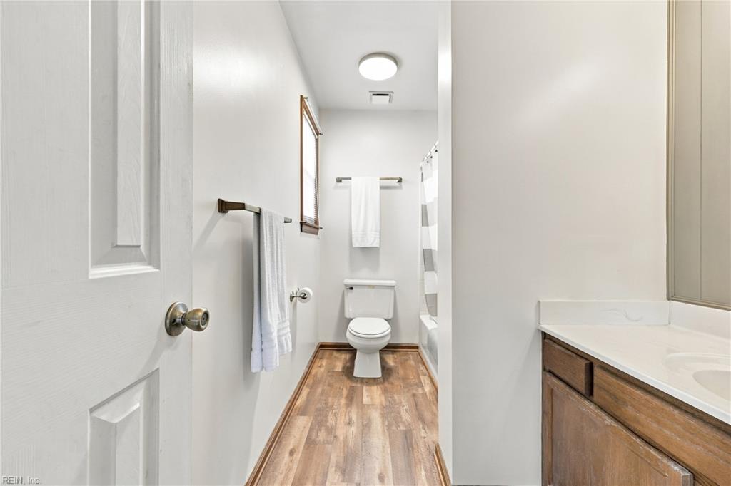 1008 Levy Loop Property Photo 28