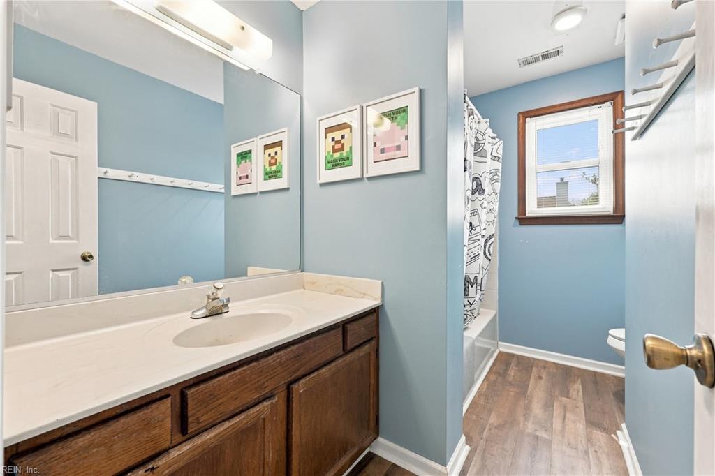 1008 Levy Loop Property Photo 34