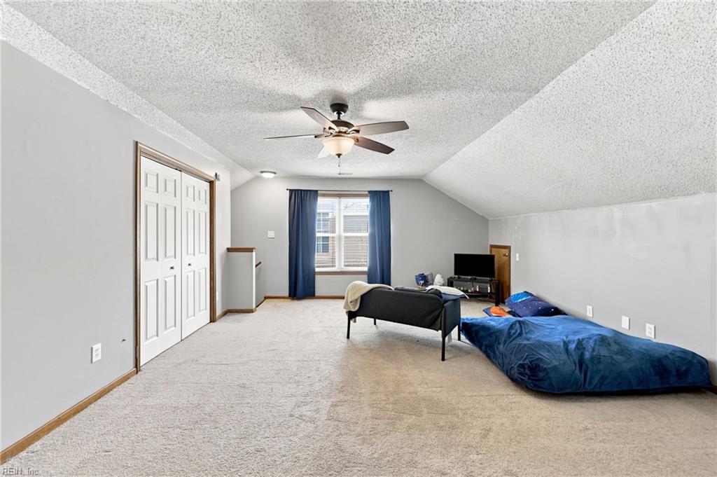 1008 Levy Loop Property Photo 36
