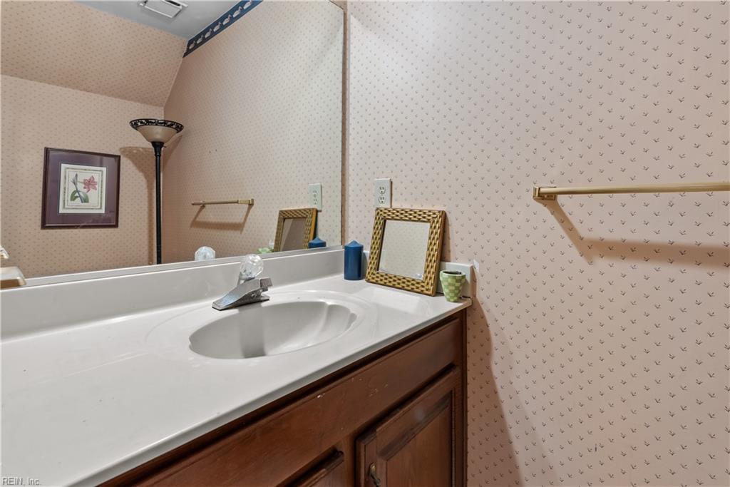 1521 Brendle Ct Property Photo 23