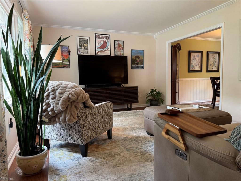 203 Manassas Ct Property Photo 3