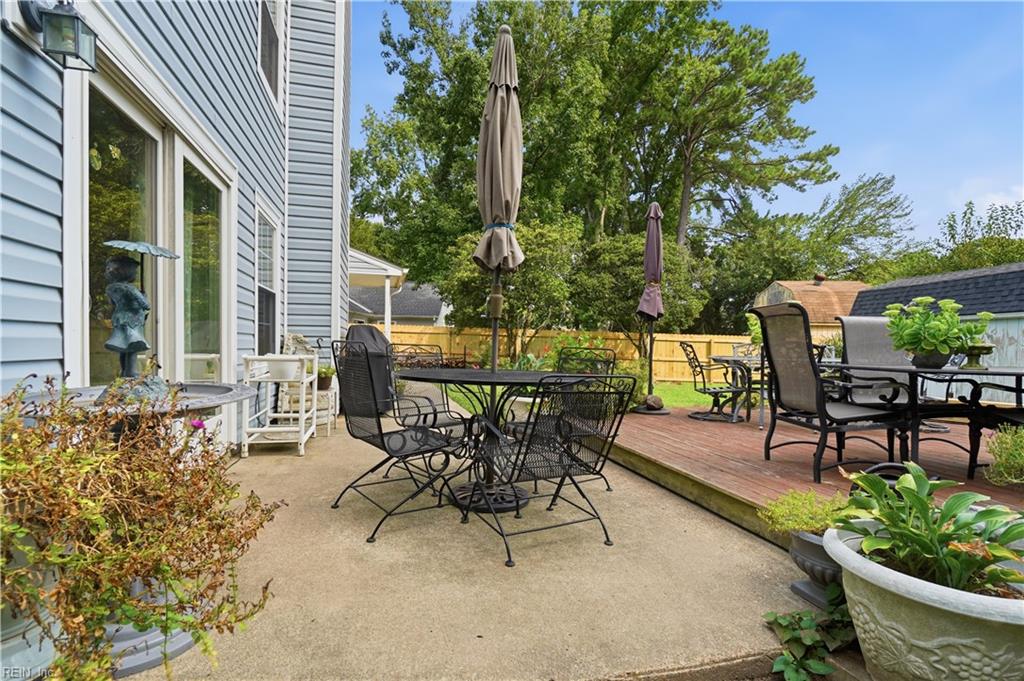 104 Springdale Way Property Photo 32