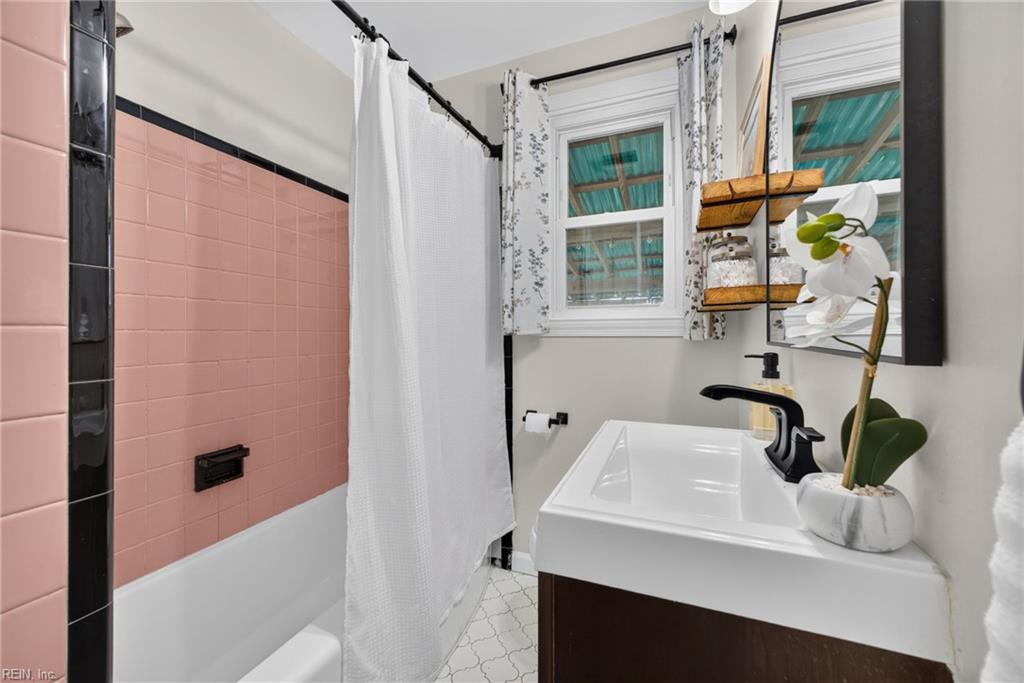 3012 Herbert St Property Photo 15