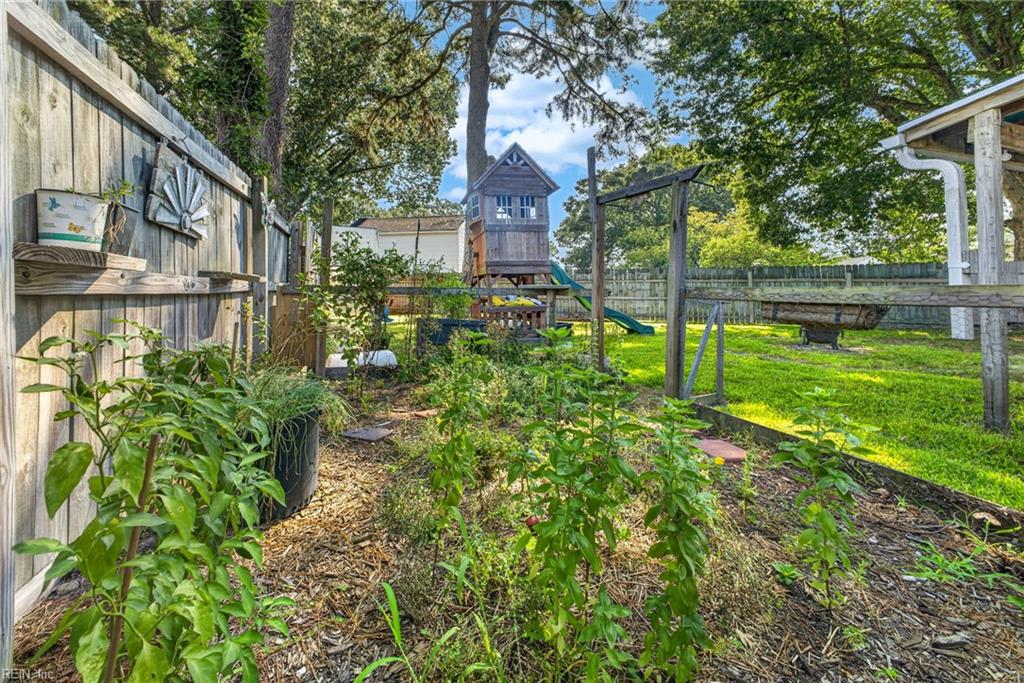 3012 Herbert St Property Photo 22