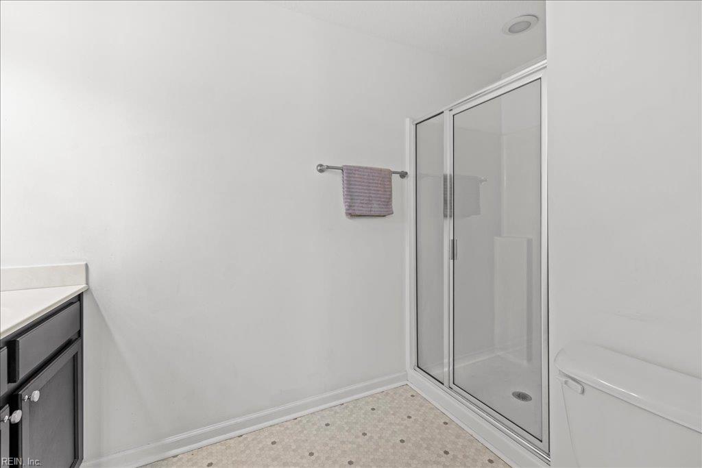 2454 Whitman St Property Photo 19