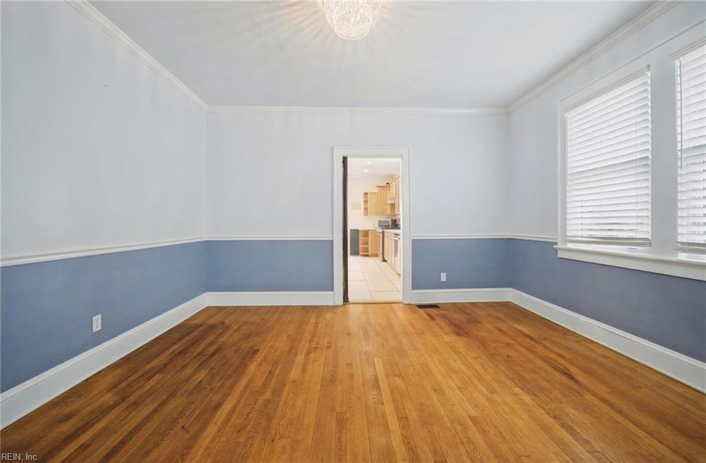 118 W Randall Ave Property Photo 8