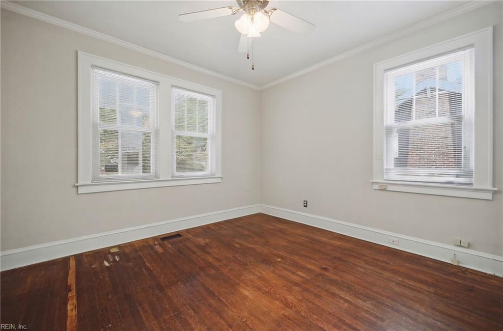118 W Randall Ave Property Photo 14