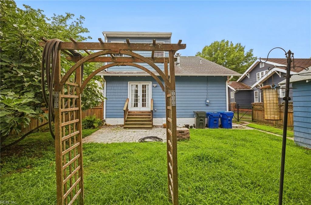 118 W Randall Ave Property Photo 31