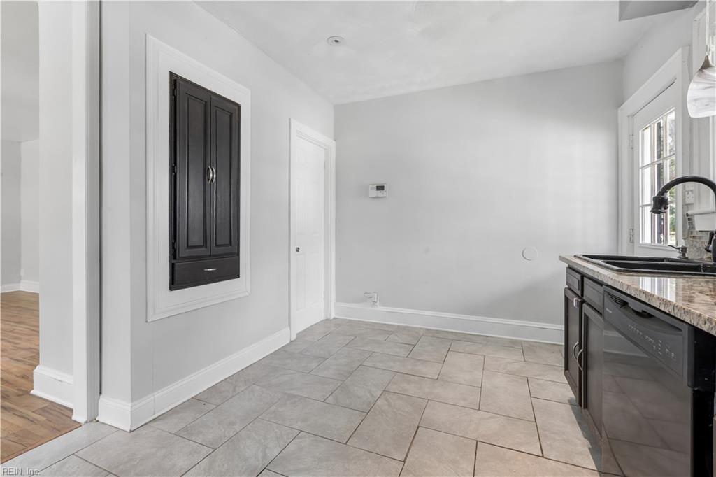 2303 Shoop Ave Property Photo 13