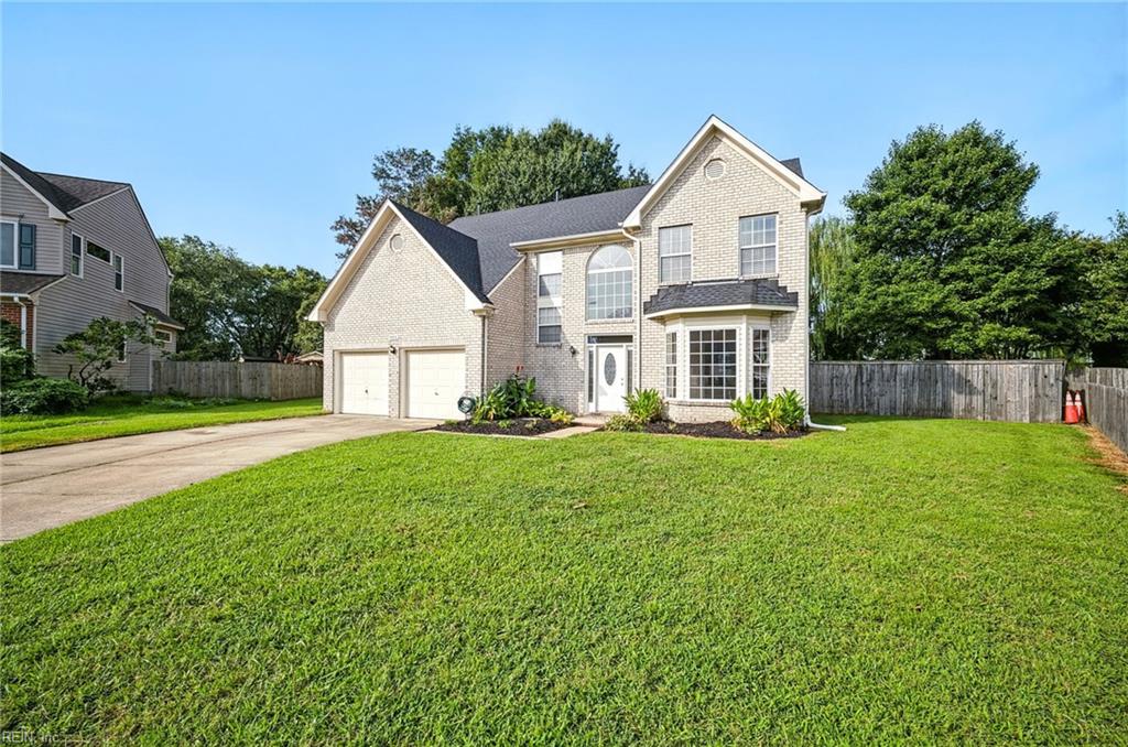 903 Willow Brook Ct Property Photo 3