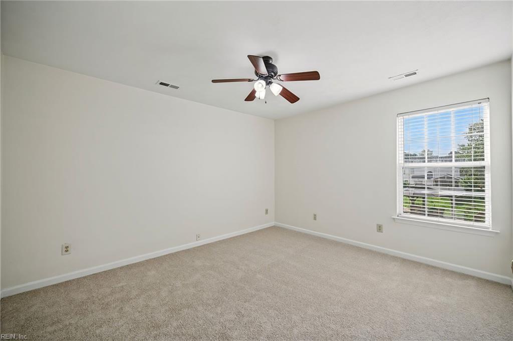 903 Willow Brook Ct Property Photo 19