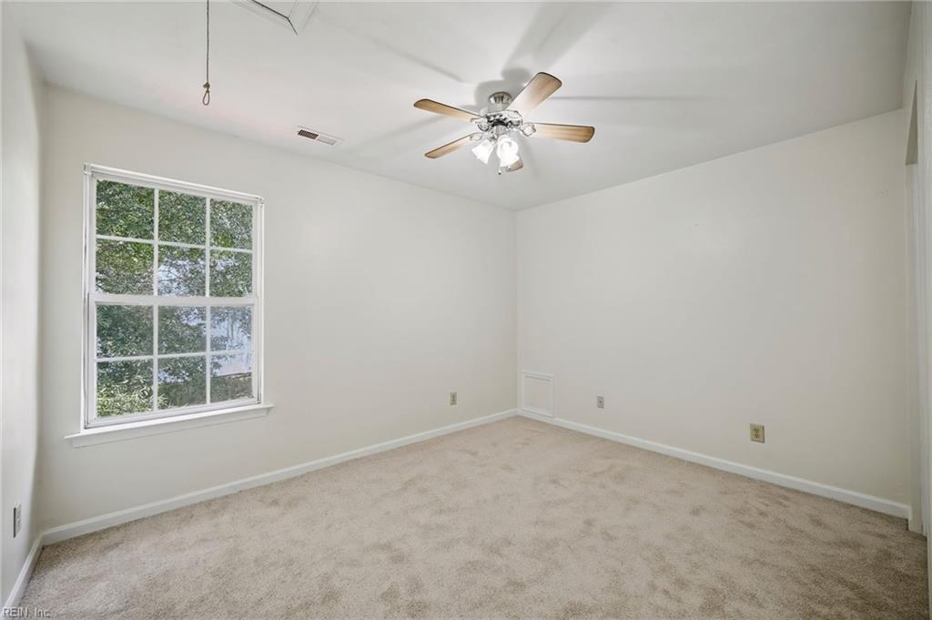 903 Willow Brook Ct Property Photo 23