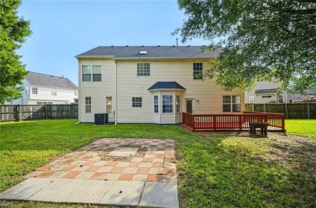 903 Willow Brook Ct Property Photo 41