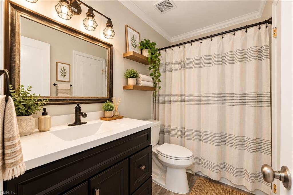 1517 Newport Cir Property Photo 22