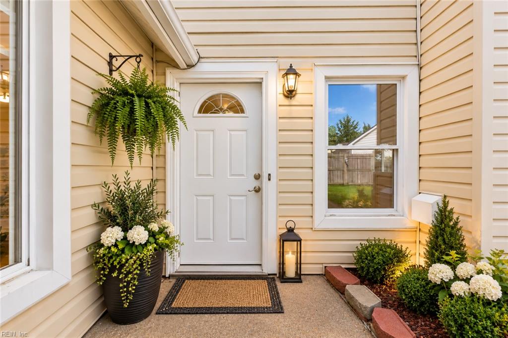 1517 Newport Cir Property Photo 38