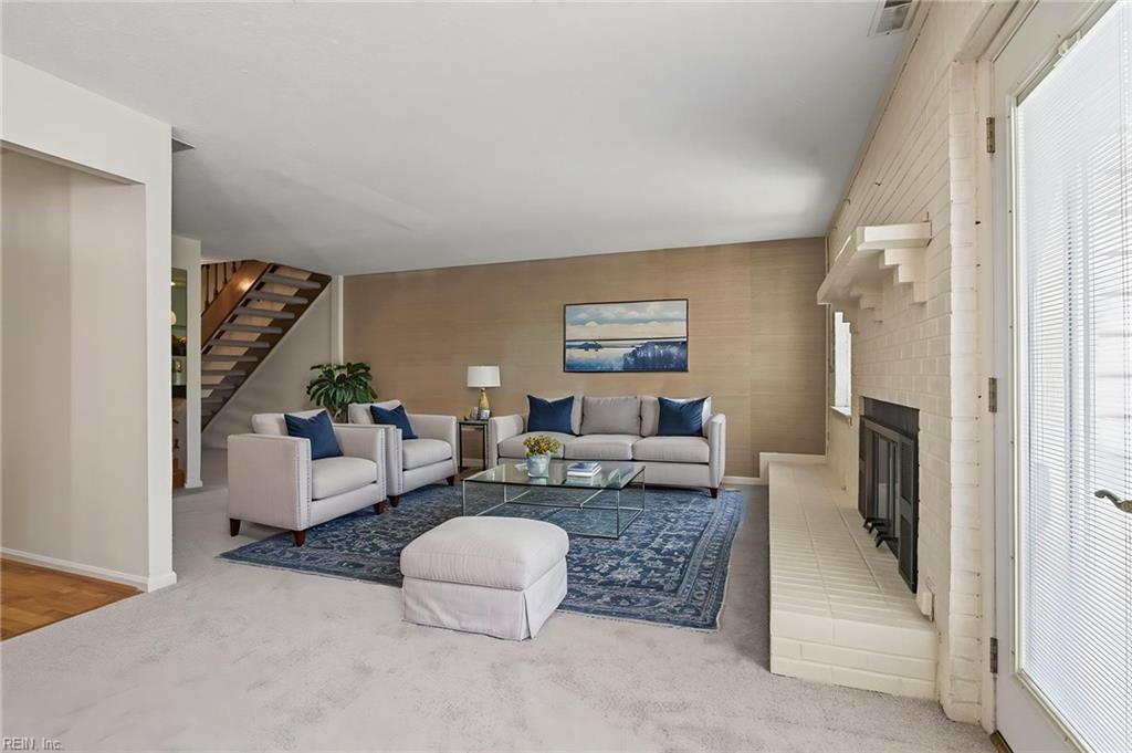 4502 Sir Johns Ln Property Photo 15