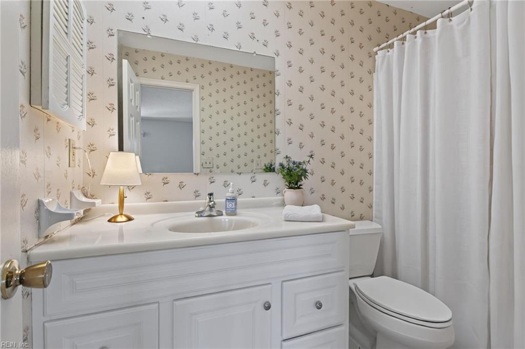4502 Sir Johns Ln Property Photo 26