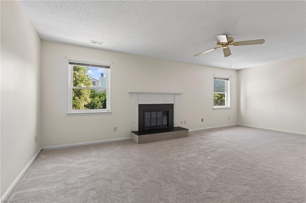 4502 Sir Johns Ln Property Photo 27