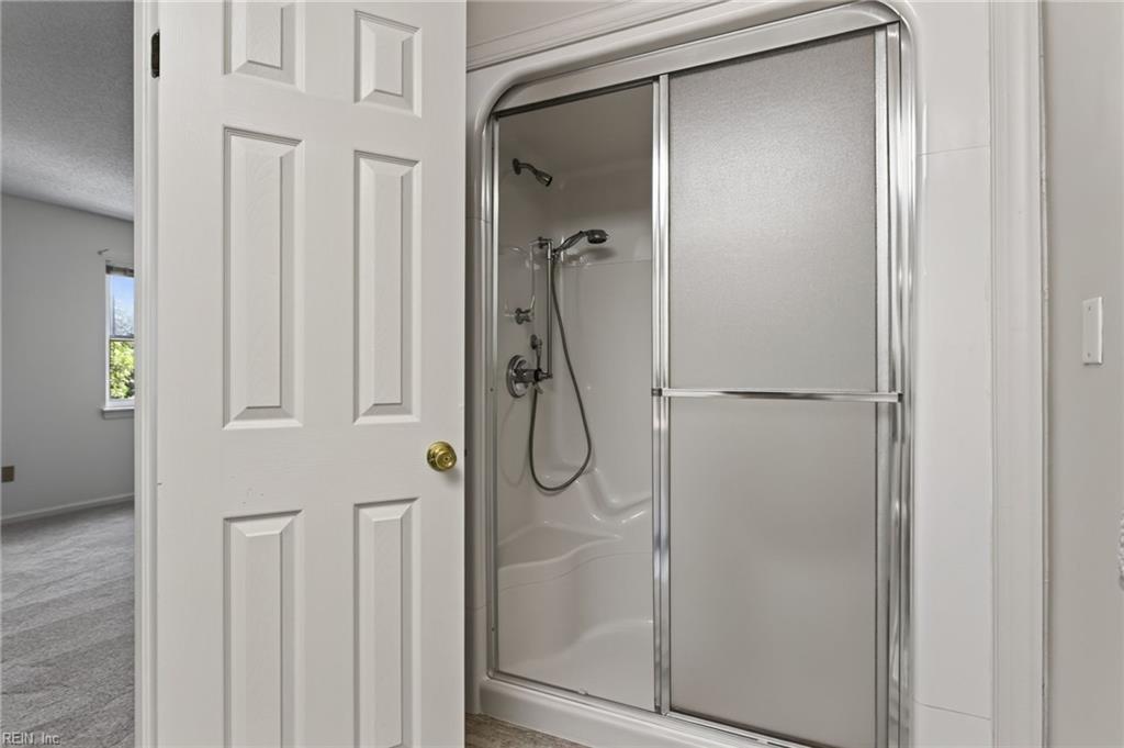 4502 Sir Johns Ln Property Photo 32
