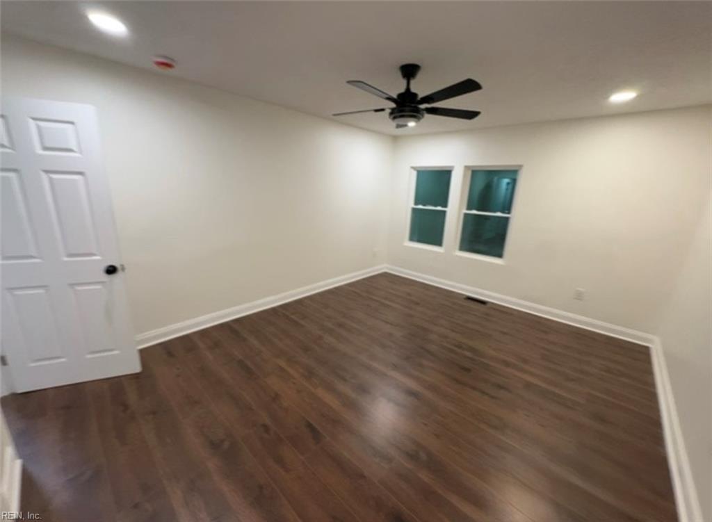 5563 Keydet Dr Property Photo 25